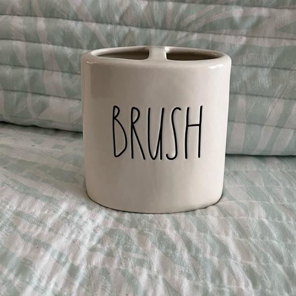 Rae Dunn Other - RAE DUNN BRUSHES HOLDER
